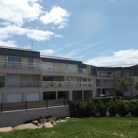 Marine 2 Apartment